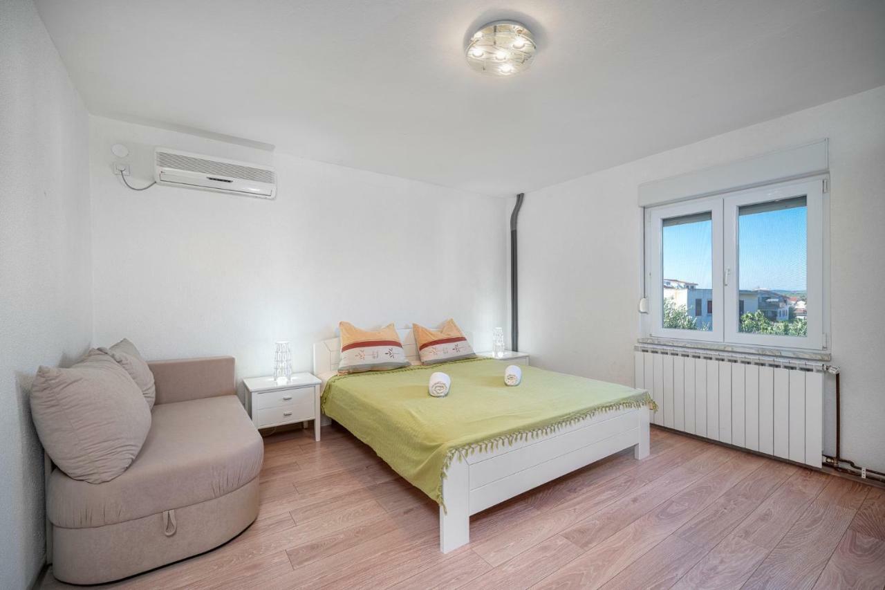 Apartmani Pataca Vodice Ngoại thất bức ảnh