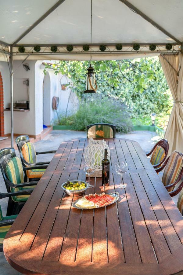 Apartmani Pataca Vodice Ngoại thất bức ảnh